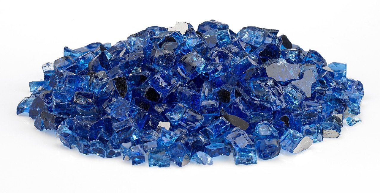 104766.jpg Cobalt 1/2″ Reflective Fire Glass + Priced per Pound (Sold in 10 lb increments) - Image 1